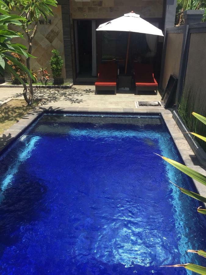 Villa Twin Lovina Exterior photo